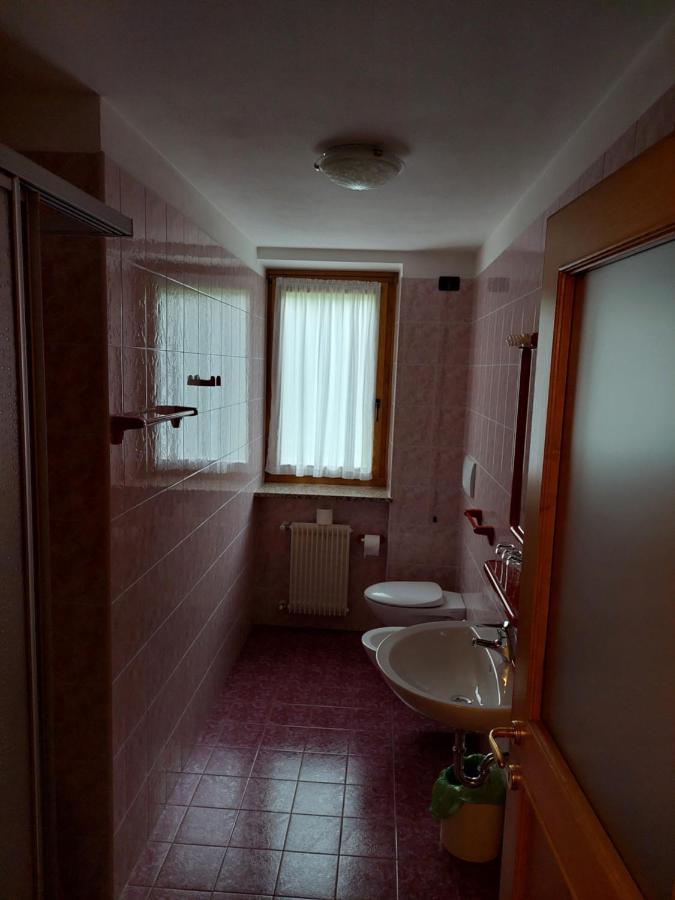 Albergo Scoiattolo Tret Екстер'єр фото